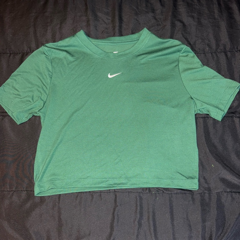 Nike Classic Green Slim Fit Tee